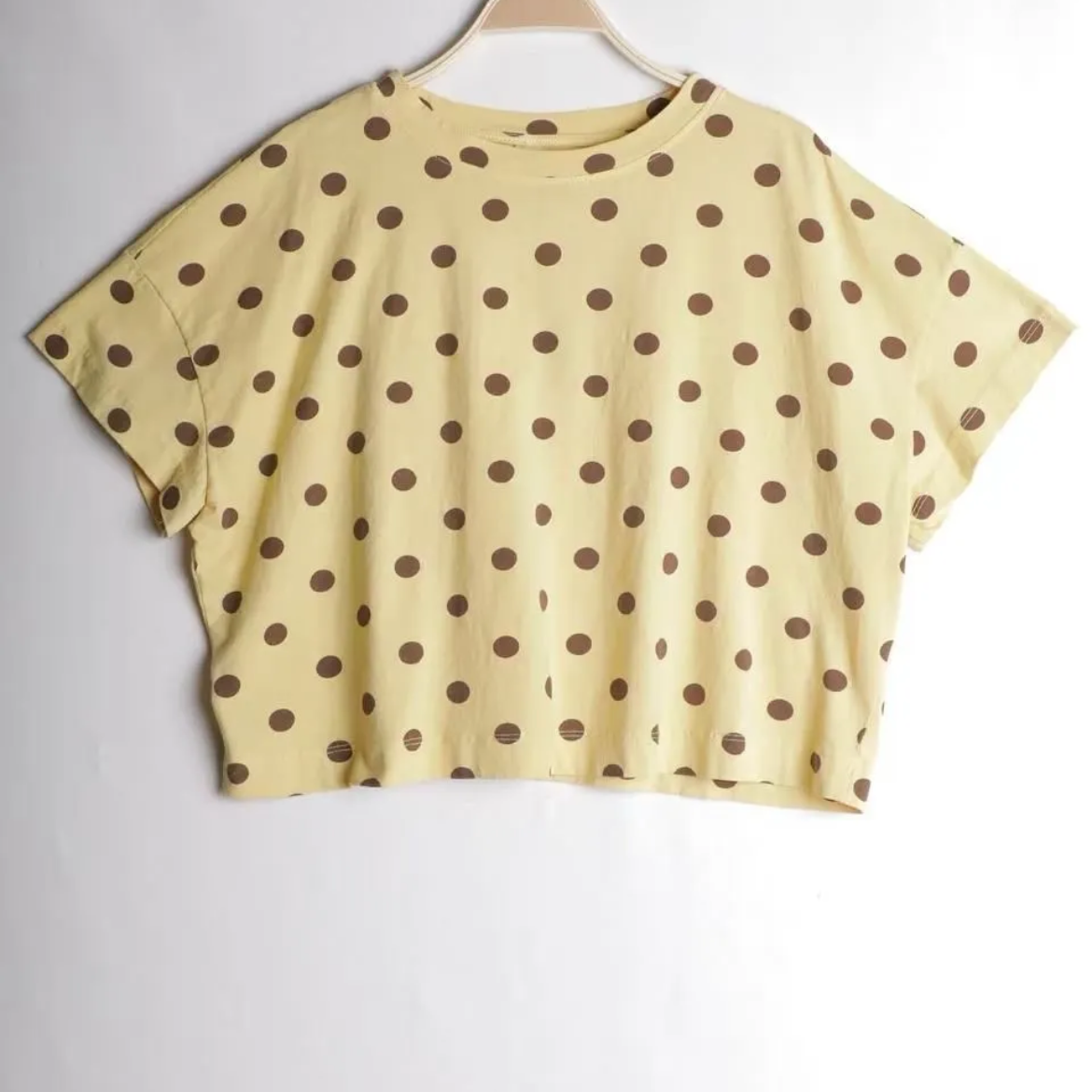 Tee shirt jaune paille Lina à pois choco