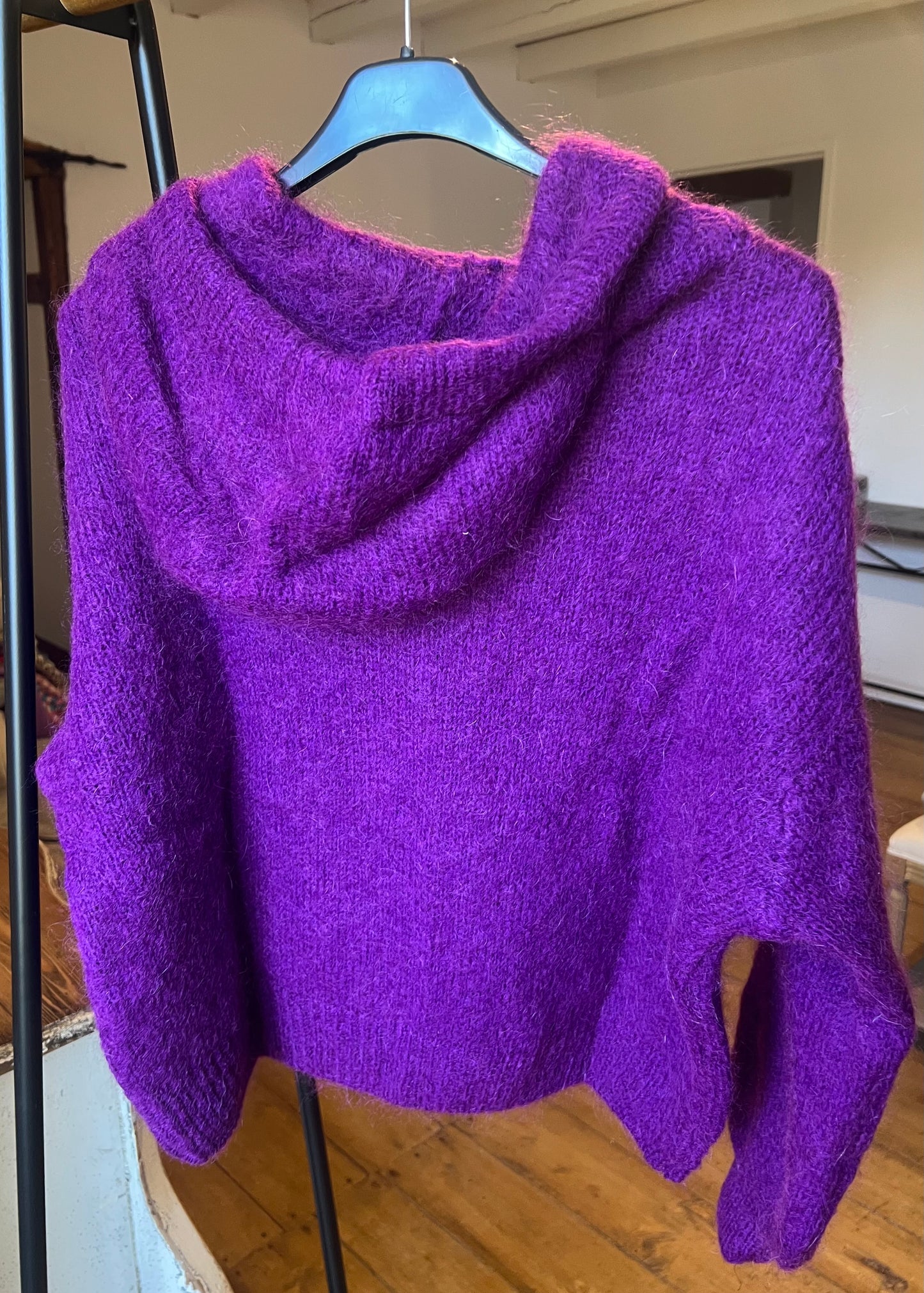 Pull à capuche en mohair-Johanna Paris