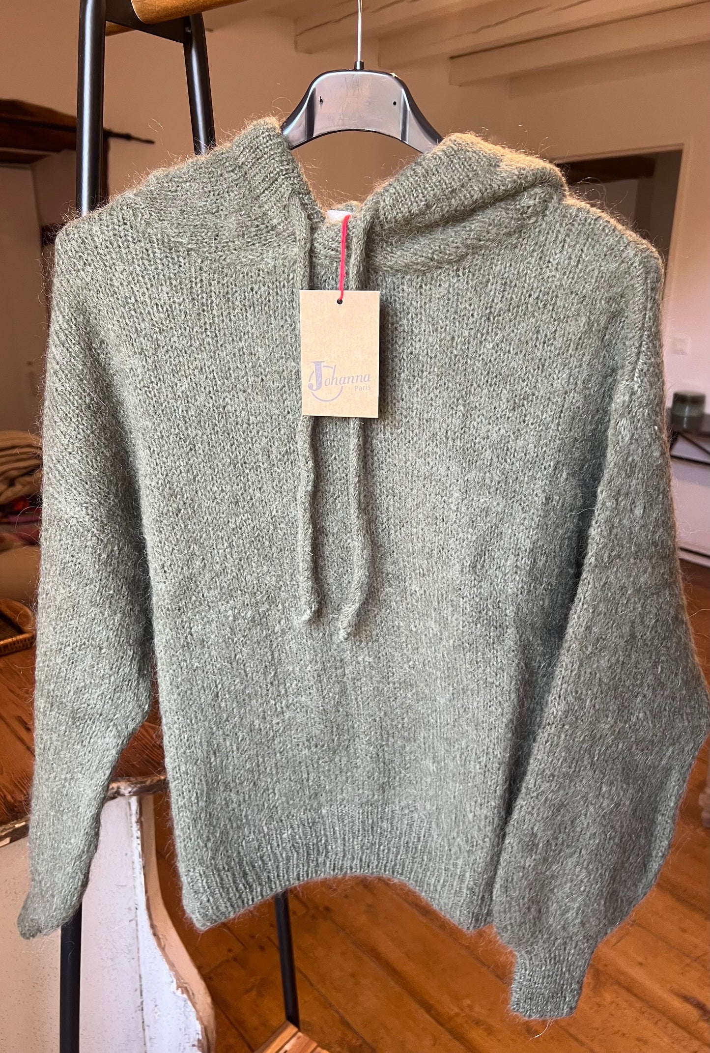 Pull à capuche en mohair-Johanna Paris