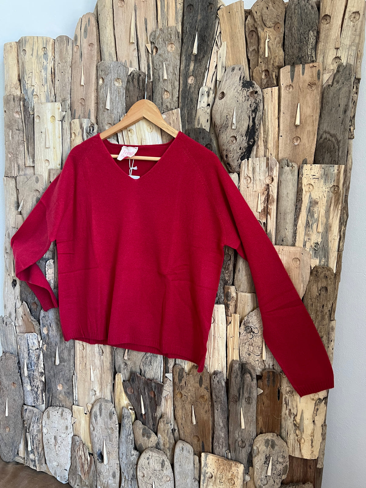 Pull col V Lou-70% laine 30% cachemire Rouge