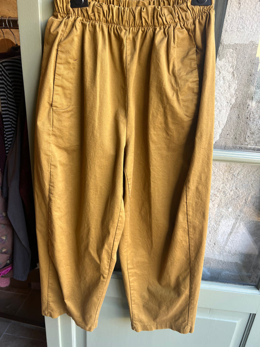 Promo pantalon magique moutarde en toile hiver-Johanna Paris