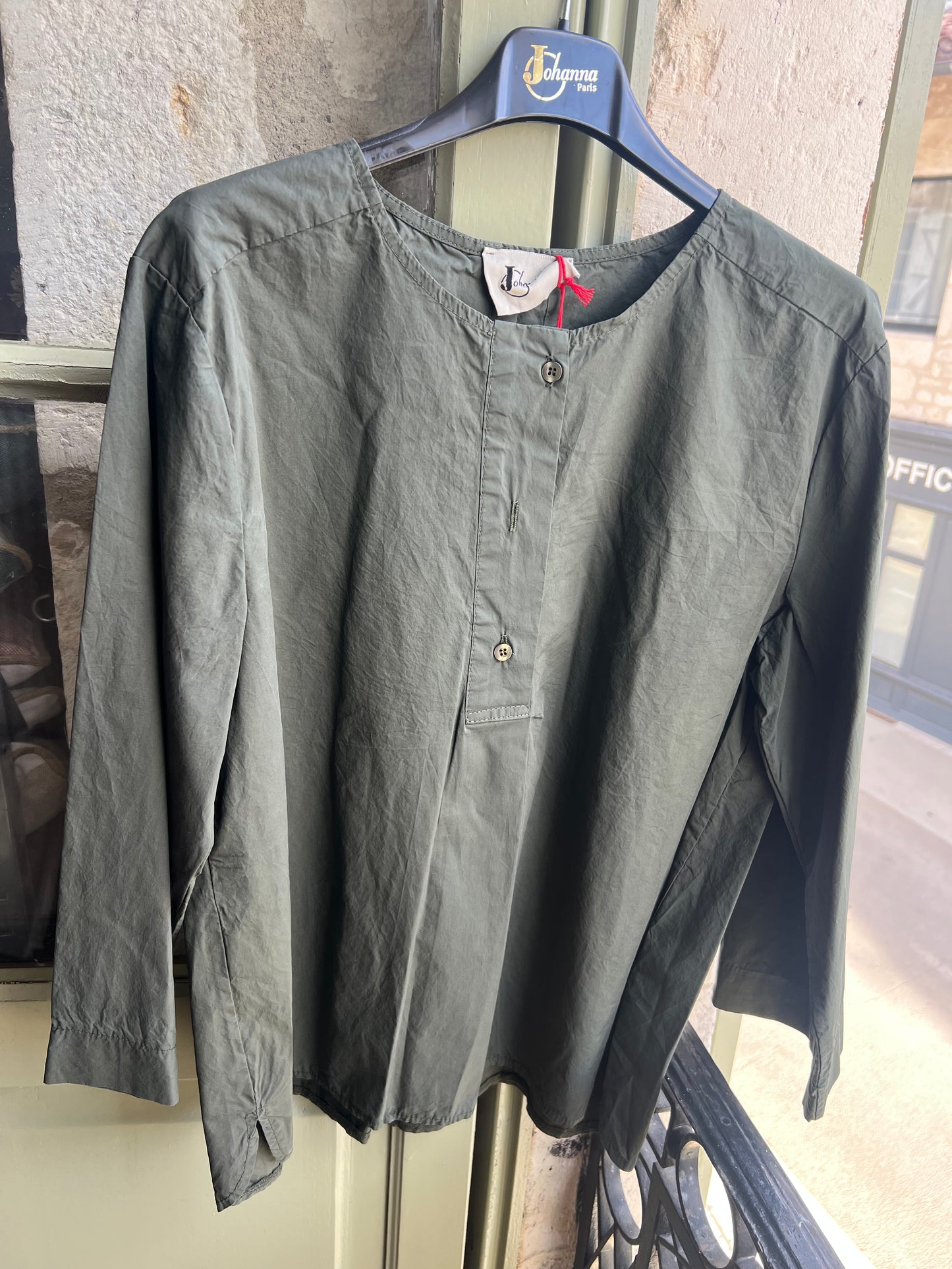 Blouse courte Chloé kaki-Johanna Paris