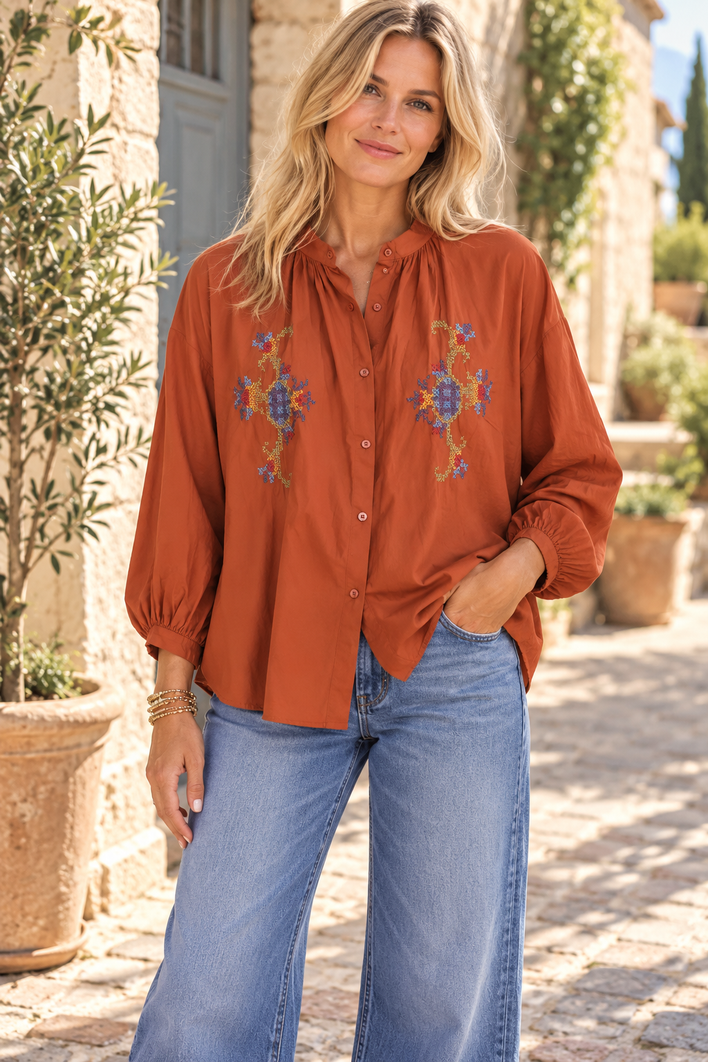 Chemise brodée col rond Maria citrouille-Trendy Faubourg